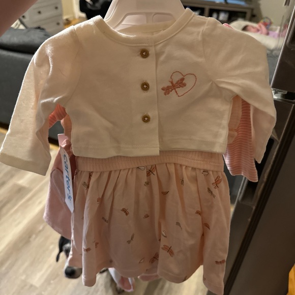 Carters baby girl NEWBORN outfit NWT - Picture 1 of 1